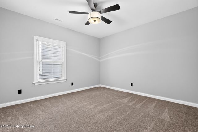 10707 Impatiens St, Prospect, KY 40059