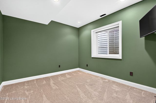 10707 Impatiens St, Prospect, KY 40059