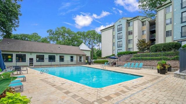 5555 Roswell Road NE 13, Sandy Springs, GA 30342