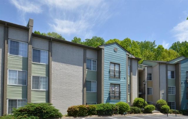 5555 Roswell Road NE 13, Sandy Springs, GA 30342