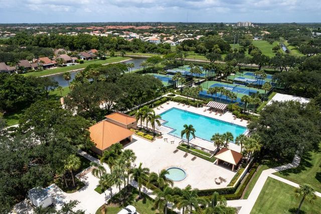 1232 Avondale Lane, West Palm Beach, FL 33409