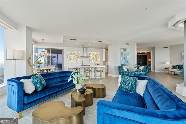 3344 Peachtree Road NE 4202, Atlanta, GA 30326