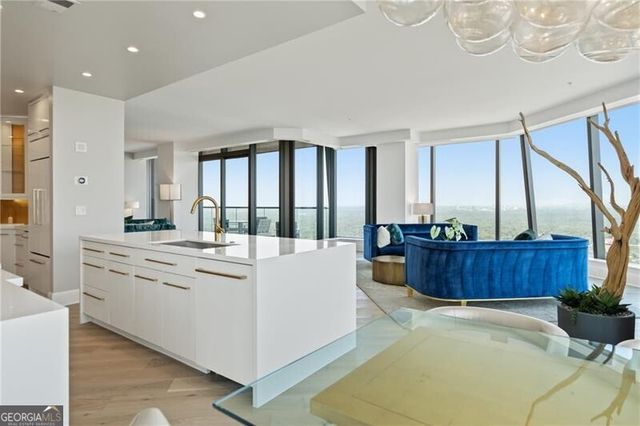 3344 Peachtree Road NE 4202, Atlanta, GA 30326