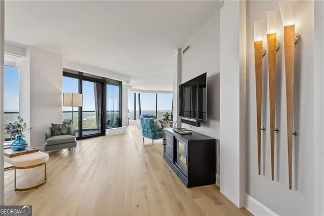 3344 Peachtree Road NE 4202, Atlanta, GA 30326