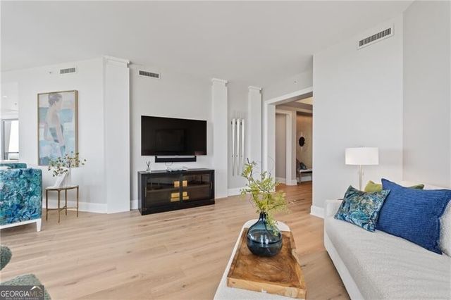 3344 Peachtree Road NE 4202, Atlanta, GA 30326