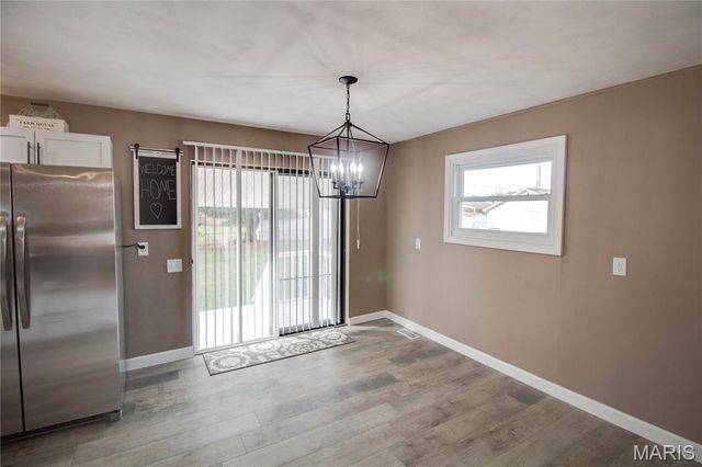 321 Mercury Drive, Godfrey, IL 62035