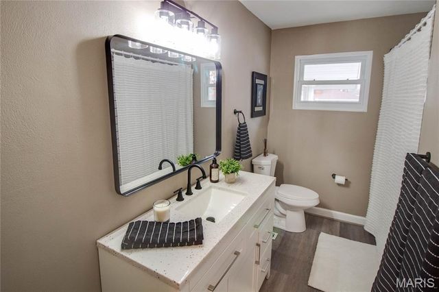 321 Mercury Drive, Godfrey, IL 62035