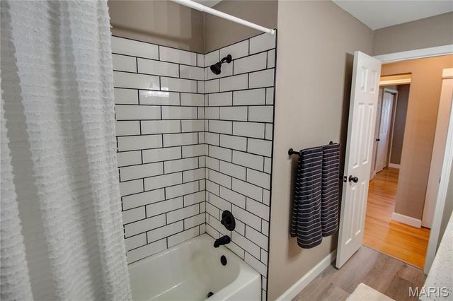 321 Mercury Drive, Godfrey, IL 62035