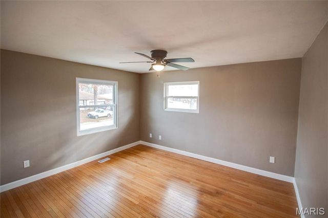 321 Mercury Drive, Godfrey, IL 62035