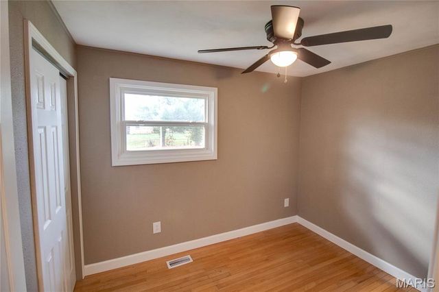 321 Mercury Drive, Godfrey, IL 62035