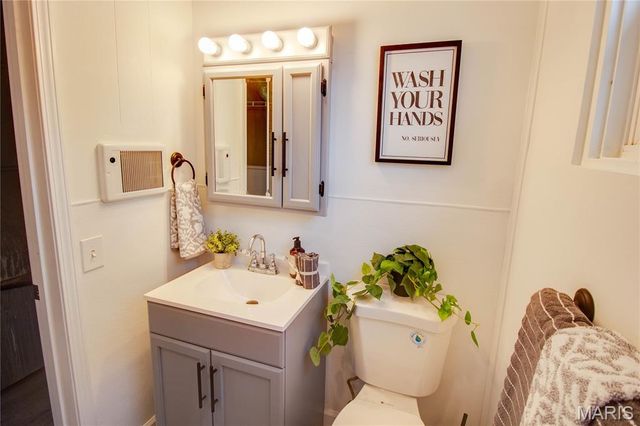 321 Mercury Drive, Godfrey, IL 62035