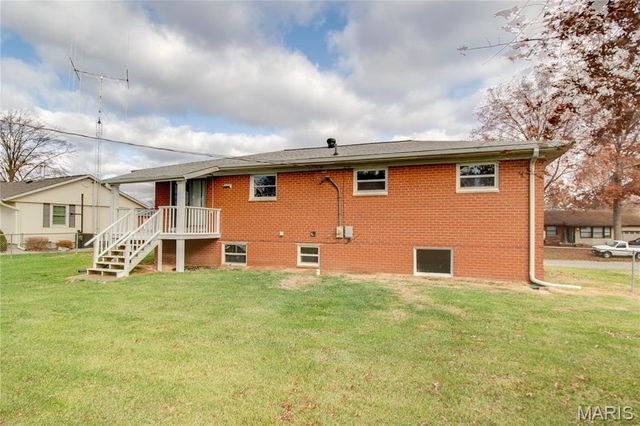 321 Mercury Drive, Godfrey, IL 62035