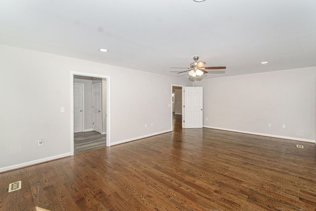 1039 Ward ST, Roanoke, VA 24017