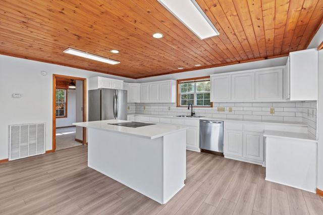 144 River Watch Terrace, Murray, NC 28906