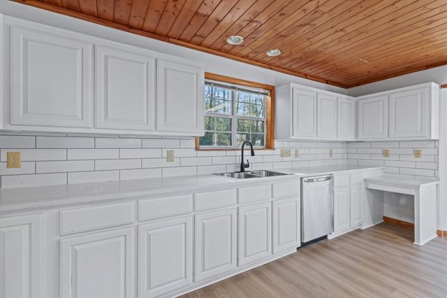 144 River Watch Terrace, Murray, NC 28906