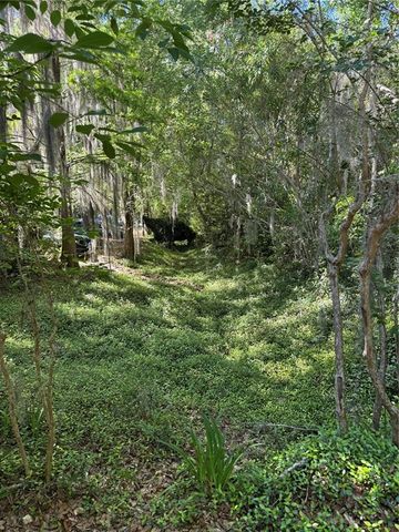 2114 NW 40TH TERRACE, Gainesville, FL 32605
