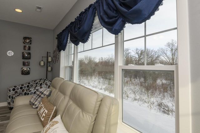 106 Phantom Lake COURT, Mukwonago, WI 53149