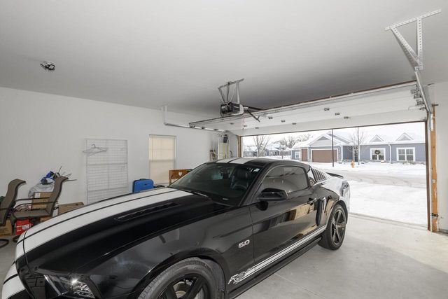 106 Phantom Lake COURT, Mukwonago, WI 53149