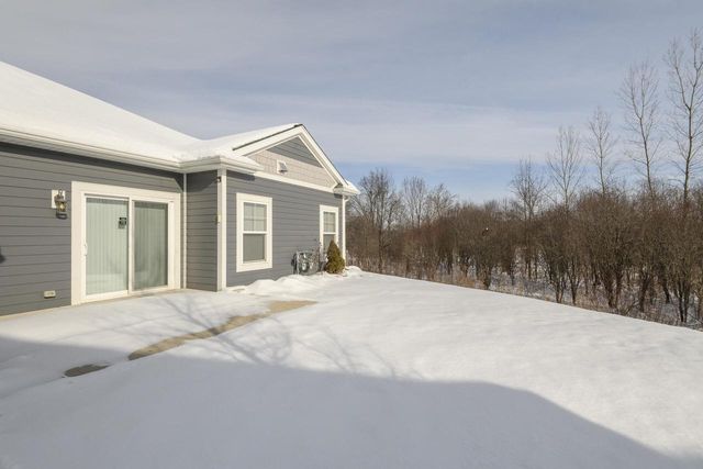 106 Phantom Lake COURT, Mukwonago, WI 53149