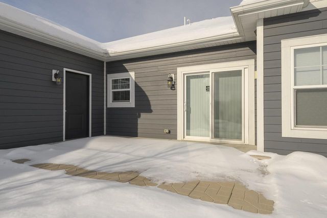 106 Phantom Lake COURT, Mukwonago, WI 53149