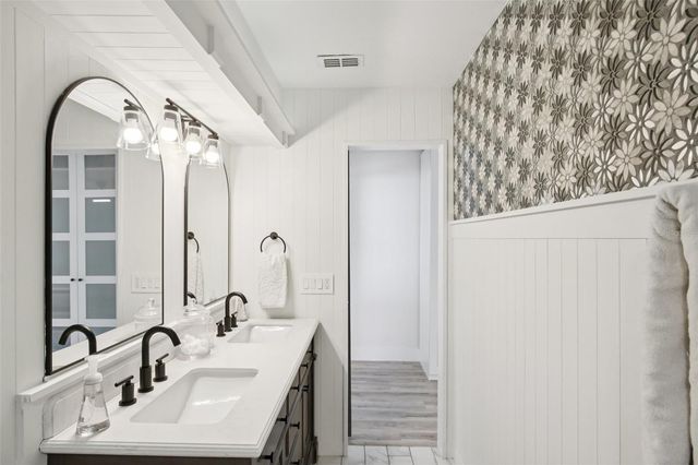 2090 RIDGELANE ROAD, Clearwater, FL 33755