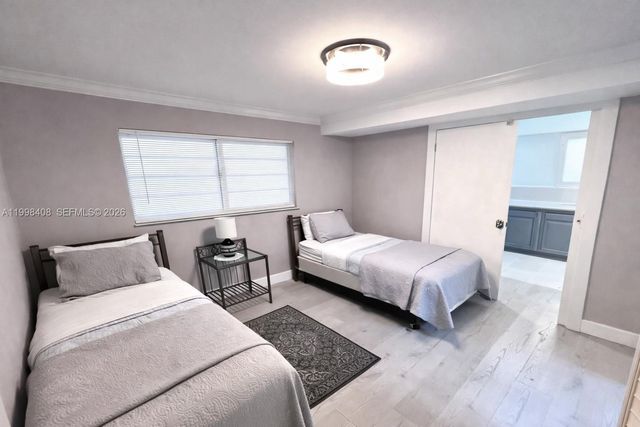 1150 Collins Ave 402, Miami Beach, FL 33139