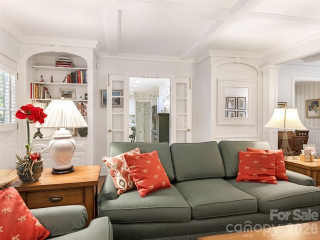 245 Medearis Drive, Charlotte, NC 28211