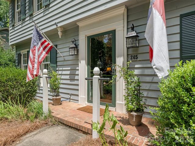 245 Medearis Drive, Charlotte, NC 28211