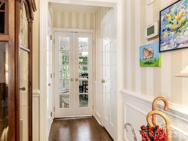 245 Medearis Drive, Charlotte, NC 28211