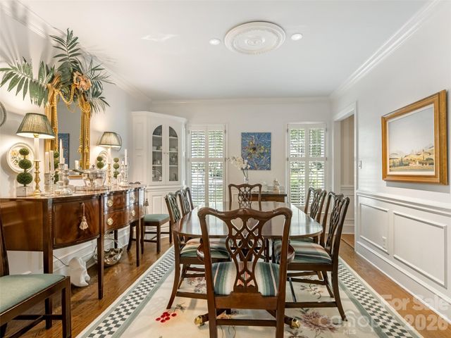 245 Medearis Drive, Charlotte, NC 28211