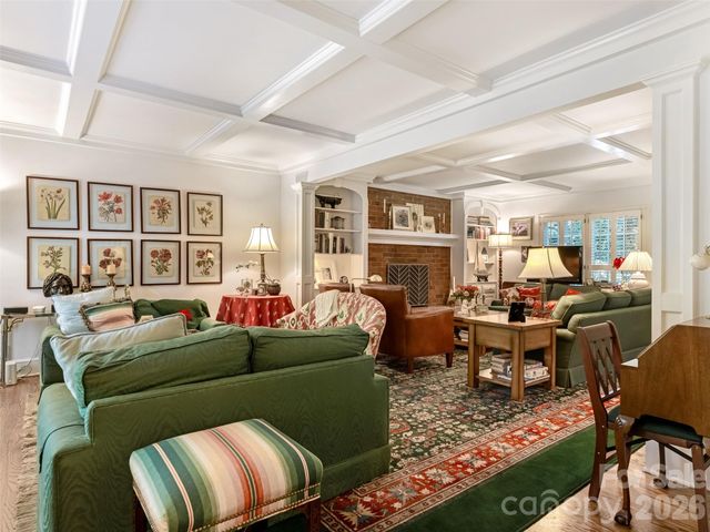 245 Medearis Drive, Charlotte, NC 28211