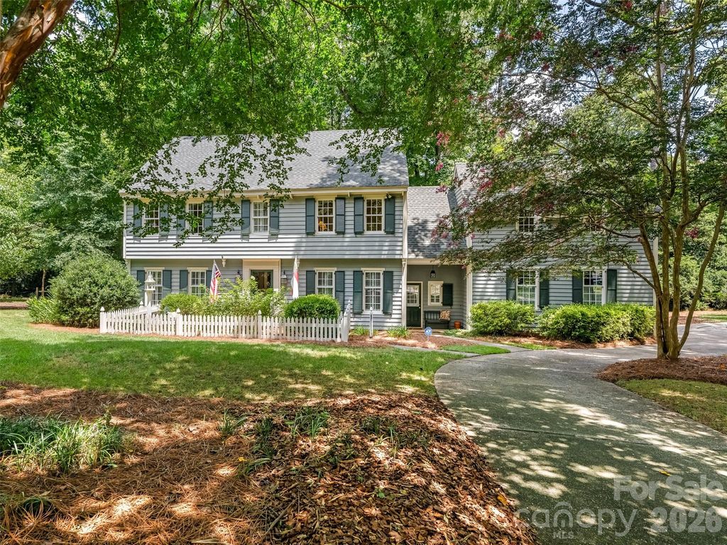 245 Medearis Drive, Charlotte, NC 28211