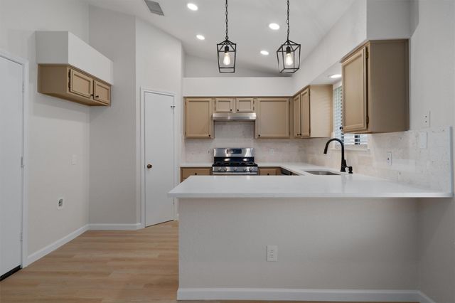 1401 Plum Creek RD, Cedar Park, TX 78613