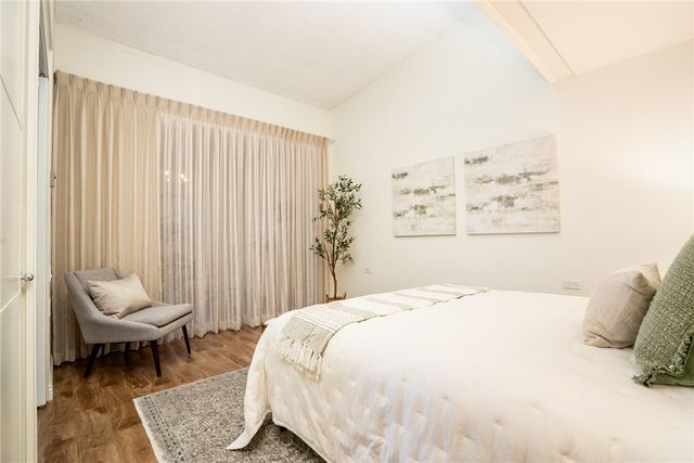 1075 Brookline Rd 220D, Seal Beach, CA 90740