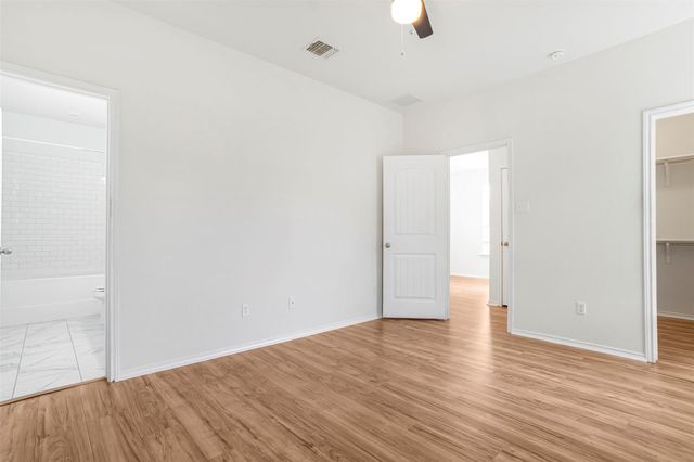 128 Holstein ST, Hutto, TX 78634