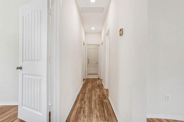 128 Holstein ST, Hutto, TX 78634