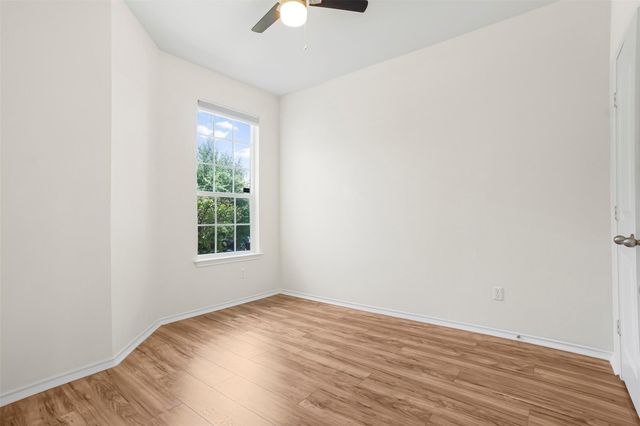 128 Holstein ST, Hutto, TX 78634