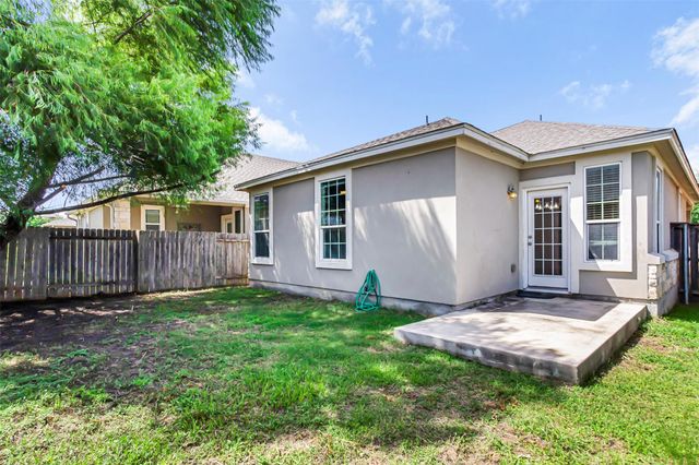 128 Holstein ST, Hutto, TX 78634