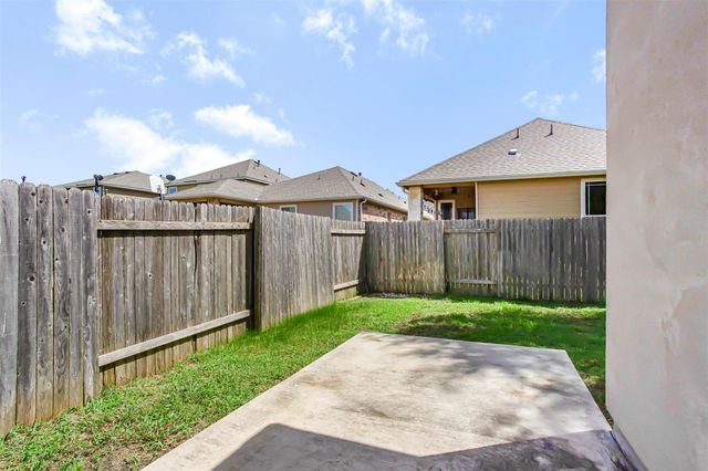 128 Holstein ST, Hutto, TX 78634