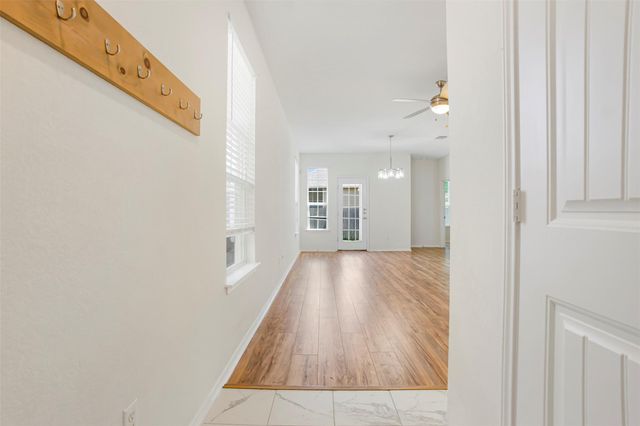 128 Holstein ST, Hutto, TX 78634