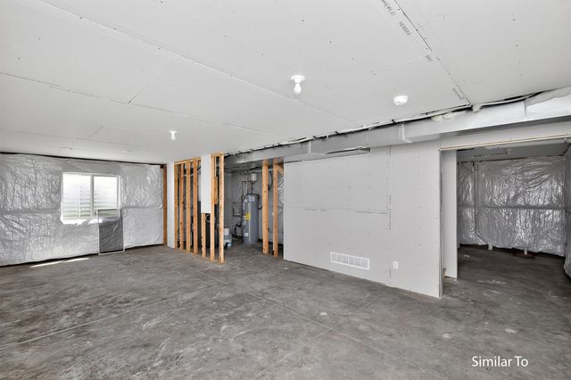8206 Buckley Court, Johnston, IA 50131