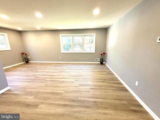 7706 ARLEN ST, Annandale, VA 22003