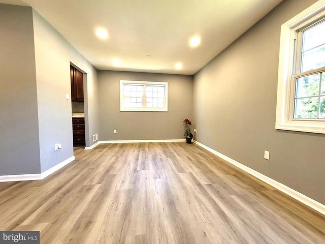 7706 ARLEN ST, Annandale, VA 22003