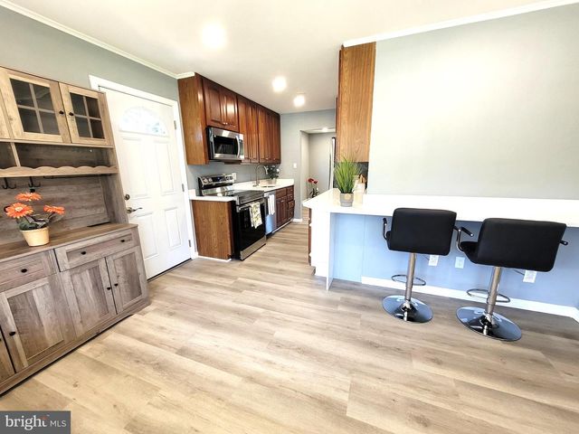 7706 ARLEN ST, Annandale, VA 22003