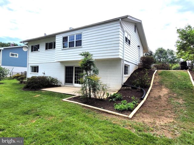 7706 ARLEN ST, Annandale, VA 22003
