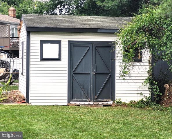 7706 ARLEN ST, Annandale, VA 22003