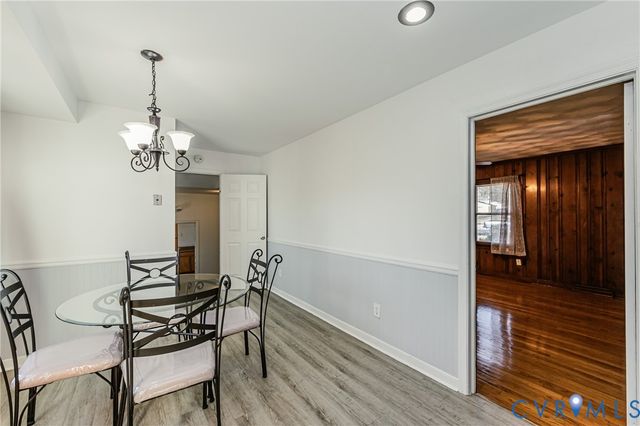 1707 Sandlewood Ct, North Chesterfield, VA 23235