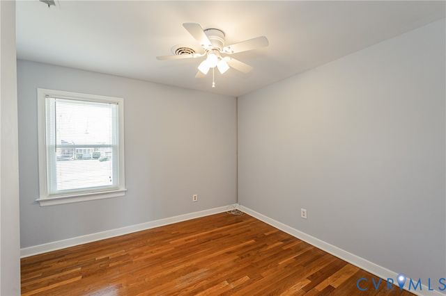 1707 Sandlewood Ct, North Chesterfield, VA 23235