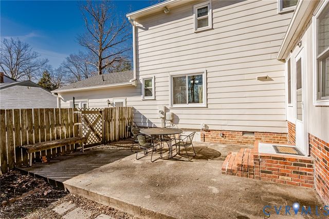 1707 Sandlewood Ct, North Chesterfield, VA 23235