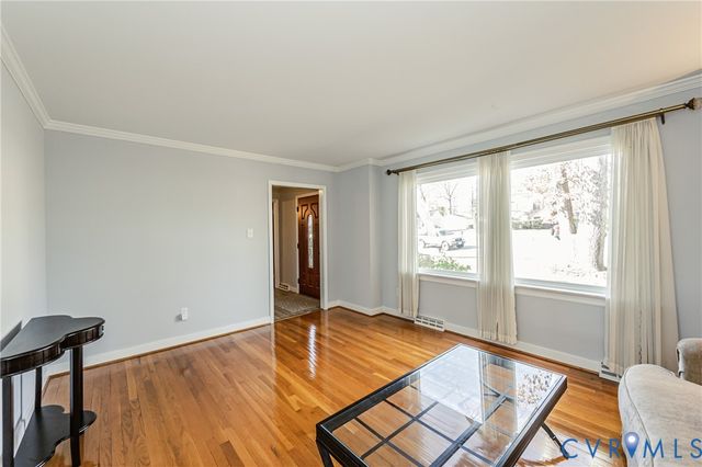 1707 Sandlewood Ct, North Chesterfield, VA 23235